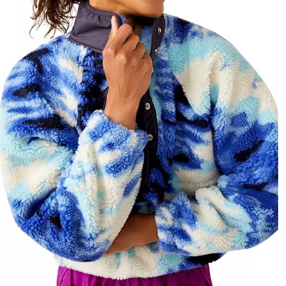 NWT Free People Movement Rocky Ridge fleece oversized ocean tie-dye pull over - Picture 3 of 16